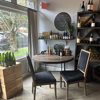 Dom Beijos - Lovely natural light and sitting area - Beer, Wine & Spirits Near Me - Atlanta, Georgia