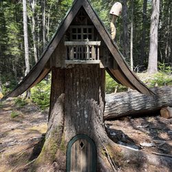 Cliff Trail - Fairy house