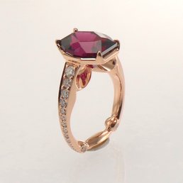 Rose gold, garnet, diamond ring! I lovvvve it.