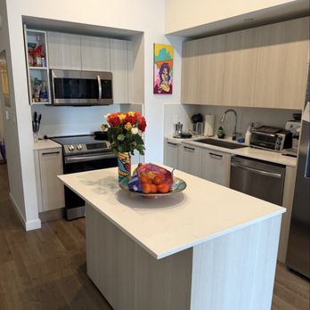 Miami Cleaning Ladies - Home Cleaning Near Me - Miami, Florida Miami Cleaning Ladies - Home Cleaning Near Me - Miami, Florida