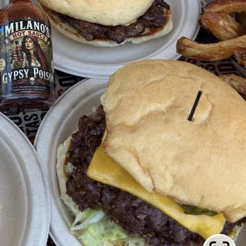 HiHo Cheeseburger | Calabasas - Burgers Near Me - Calabasas, California HiHo Cheeseburger | Calabasas - Burgers Near Me - Calabasas, California