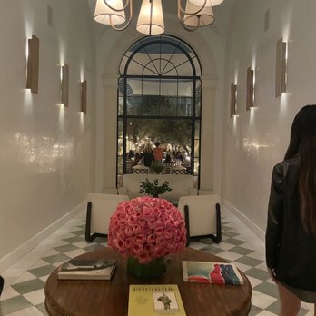 Cara Hotel - Hotels Near Me - Los Angeles, California