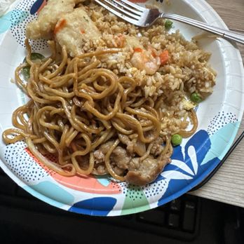 Prosperity Szechuan Cuisine - Beef chow mein, shrimp fried rice, salt &pepper fish - Szechuan Near Me - Stockton, California Prosperity Szechuan Cuisine - Beef chow mein, shrimp fried rice, salt &pepper fish - Szechuan Near Me - Stockton, California