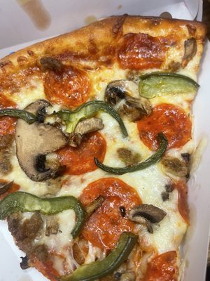 Harbor East Delicatessen & Pizzeria by null