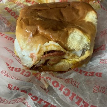 Good Stuff Eatery - Burger - Burgers Near Me - Arlington, Virginia