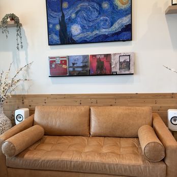 VOUX Wines - Comfy leather seating. - Wine Tasting Room Near Me - Temecula, California