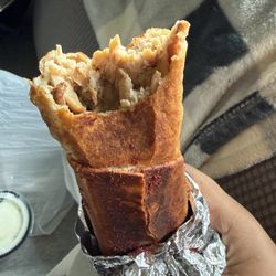 Crispy chicken shawarma