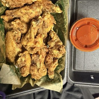 Wingstop - Lemon pepper 15 Wings with hot sauce on the Side - Chicken Wings Near Me - Loganville, Georgia Wingstop - Lemon pepper 15 Wings with hot sauce on the Side - Chicken Wings Near Me - Loganville, Georgia