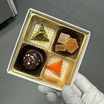 Albert's Petite Sweets - Stunning work of art in chocolate. albertspetitesweets.com - Desserts Near Me - Long Beach, California