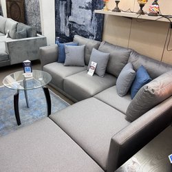 Best Deal Furniture & Mattress