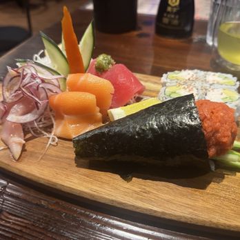 O’ Sushi - Sashimi and Sashimi & Roll Combo - Sushi Bars Near Me - Rosemead, California