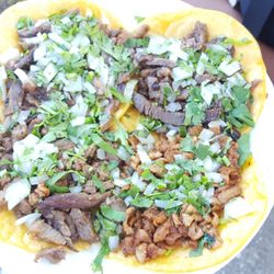 Tacos Super Gallito - Cabeza, tripas, carne asada tacos!