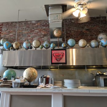 Dad's Diner - Open grill area. - Breakfast & Brunch Near Me - Anacortes, Washington