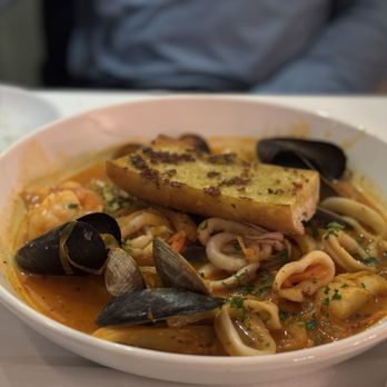 Little River Inn Restaurant - Bouillabaisse - American Near Me - Little River, California Little River Inn Restaurant - Bouillabaisse - American Near Me - Little River, California