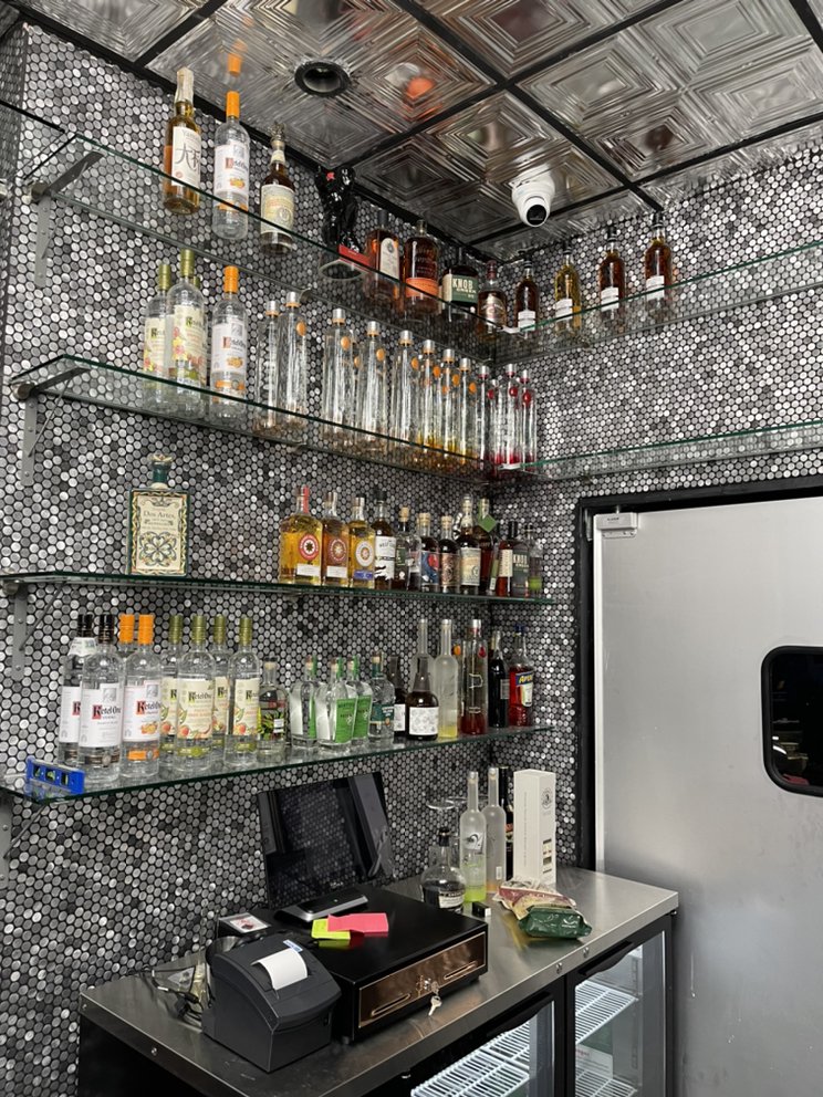 ALLIED DOOR AND GLASS Updated September 2024 20 Photos Las Vegas