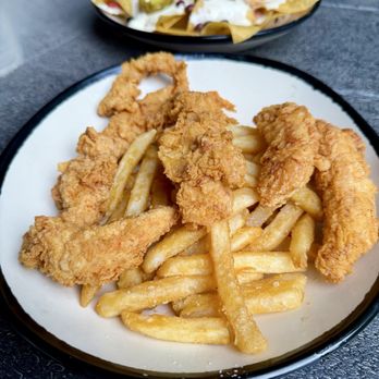 New Realm Brewing - CHICKEN TENDERS PLATTER* - New American Near Me - Atlanta, Georgia New Realm Brewing - CHICKEN TENDERS PLATTER* - New American Near Me - Atlanta, Georgia