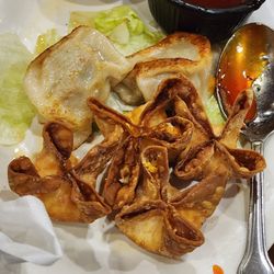 Great Wall Chinese Cuisine - Crab rangoons and dumplings 9 out of 10