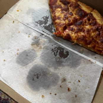 Badger's Island Pizza - Small cheese my son ate it all! Loved the crispy thick crust. - Pizza Near Me - Kittery, Maine Badger's Island Pizza - Small cheese my son ate it all! Loved the crispy thick crust. - Pizza Near Me - Kittery, Maine