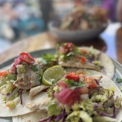 Bogart's Cafe - Fish tacos