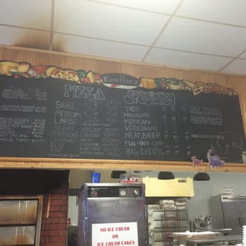Fun House Pizza - Pizza Near Me - Lee's Summit, Missouri