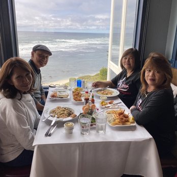 Moss Beach Distillery - Seafood Near Me - Moss Beach, California