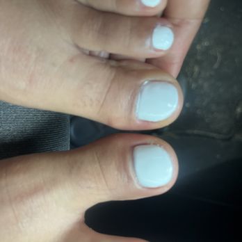 Velvet Nail Bar - Uneven nails and dead skin remnants - Nail Salons Near Me - Orlando, Florida Velvet Nail Bar - Uneven nails and dead skin remnants - Nail Salons Near Me - Orlando, Florida