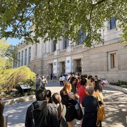 Smithsonian National Museum of Natural History - Line at 3p or so