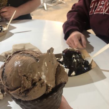 OwowCow Creamery - Ice Cream & Frozen Yogurt Near Me - Chalfont, Pennsylvania