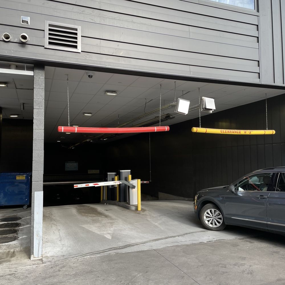 Shake Shack Cherry Creek - Parking for Shake Shack customers on P1. - Burgers Near Me - Denver, Colorado