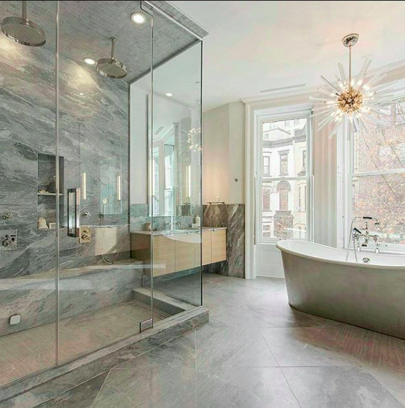 Slide of S & I Construction