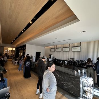 Haan Coffee - Clean and modern yet cozy - Coffee Roasteries Near Me - Orlando, Florida Haan Coffee - Clean and modern yet cozy - Coffee Roasteries Near Me - Orlando, Florida