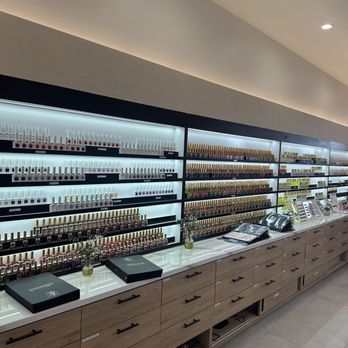 Noir Nail Bar Vancouver - Display - Nail Salons Near Me - Vancouver, Washington Noir Nail Bar Vancouver - Display - Nail Salons Near Me - Vancouver, Washington