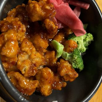 Seoul Korean Restaurant - Garlic Chicken - Korean Near Me - Latham, New York