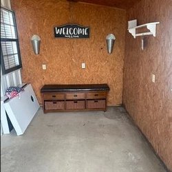 Cruisers RV PARK - Entry to our game room