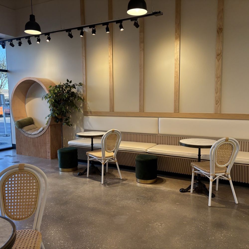 Base Smoothies + Juice - Juice Bars & Smoothies Near Me - Frisco, Texas