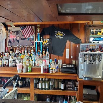 Yellow Kittens - a bar filled with bottles of liquor - Pubs Near Me - Block Island, Rhode Island Yellow Kittens - a bar filled with bottles of liquor - Pubs Near Me - Block Island, Rhode Island