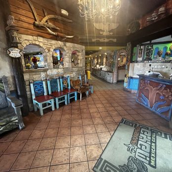 Riviera Maya Mexican Restaurant - Inside - entrance - Mexican Near Me - Columbus, Indiana Riviera Maya Mexican Restaurant - Inside - entrance - Mexican Near Me - Columbus, Indiana