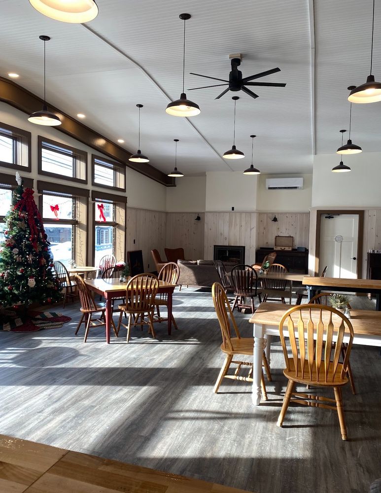 THE PANTRY ON MAIN 6022 Main St, Tannersville, New York Salad