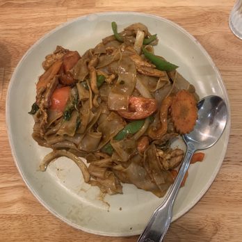 Basil & Co - Thai Near Me - Diamond Bar, California