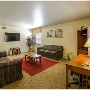 Jacks Inn - Living room - Hotels Near Me - Columbia, South Carolina Jacks Inn - Living room - Hotels Near Me - Columbia, South Carolina