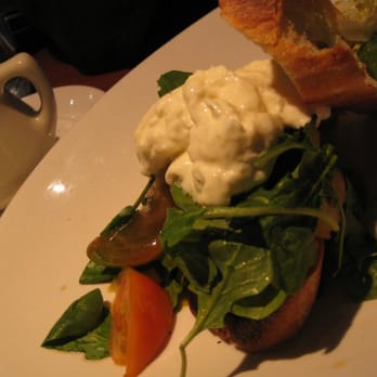 Dakota - heirloom tomato sandwich - Music Venues Near Me - Minneapolis, Minnesota