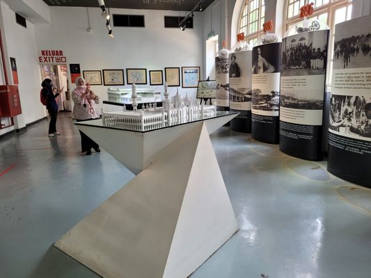 Sultan Abdul Samad Building by null