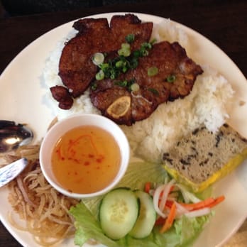 Pho 11 - Pork chop with shredded pork and egg loaf - Vietnamese Near Me - State College, Pennsylvania Pho 11 - Pork chop with shredded pork and egg loaf - Vietnamese Near Me - State College, Pennsylvania
