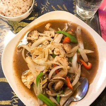 Phonthip Style Thai Restaurant - Thai Ginger Chicken - Thai Near Me - Spokane, Washington Phonthip Style Thai Restaurant - Thai Ginger Chicken - Thai Near Me - Spokane, Washington