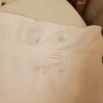 Big Bear Vacations - Dirty towel that was folded up as if it was clean. - Vacation Rentals Near Me - Big Bear Lake, California Big Bear Vacations - Dirty towel that was folded up as if it was clean. - Vacation Rentals Near Me - Big Bear Lake, California