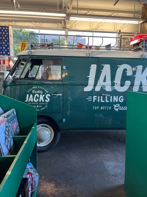 Jack’s Filling Station by null