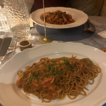 Azur Beverly Hills - spaghettini au homard - French Near Me - Beverly Hills, California