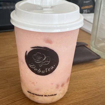 Debutea - Brooklyn - Peach Bobba Fruit Tea seasonal and amazing! - Poke Near Me - Brooklyn, New York