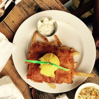 Skipper's Dockside - Fish and chips - Seafood Near Me - Key Largo, Florida