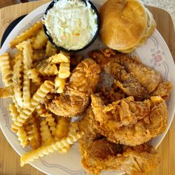 Maryland Fried Chicken - Delicious but don't get a cholesterol test!